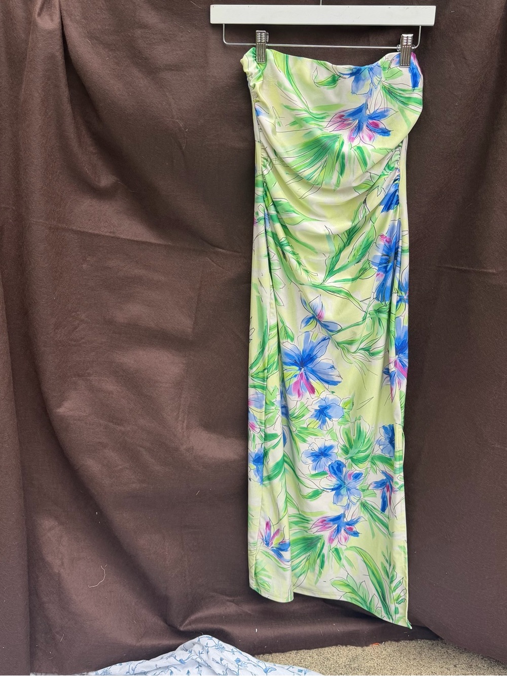 Haute Monde Green Tropical Print Maxi Dress